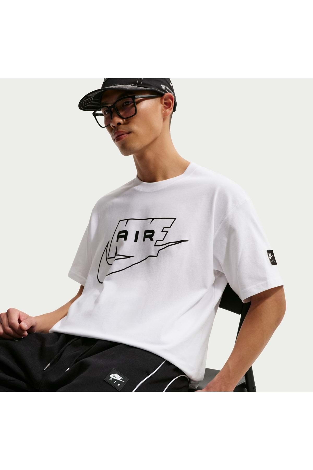 تیشرتمردانهNikeسفید