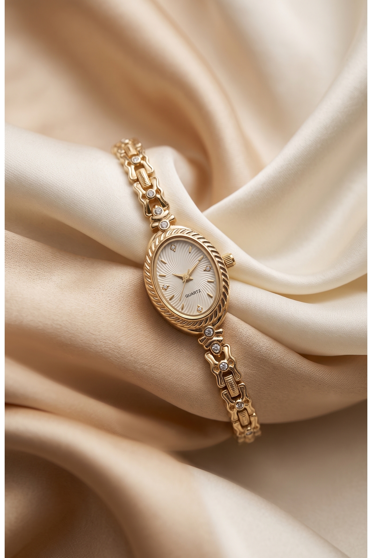 KLISHE Butik Vintage Kadın Çelik Saat Gold Renk Luxury Zarif Şık Klasik Old Money Kadın Kol Saati | Limited Edition 2027 görsel 4