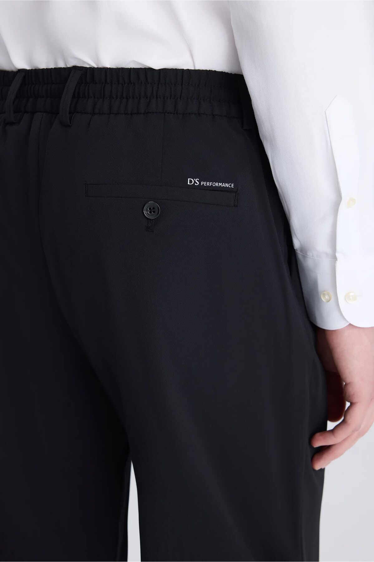 Relaxed Fit Siyah Jogger Pantolon — مشکی 5EC03TL02342M — تصویر 8 از 8