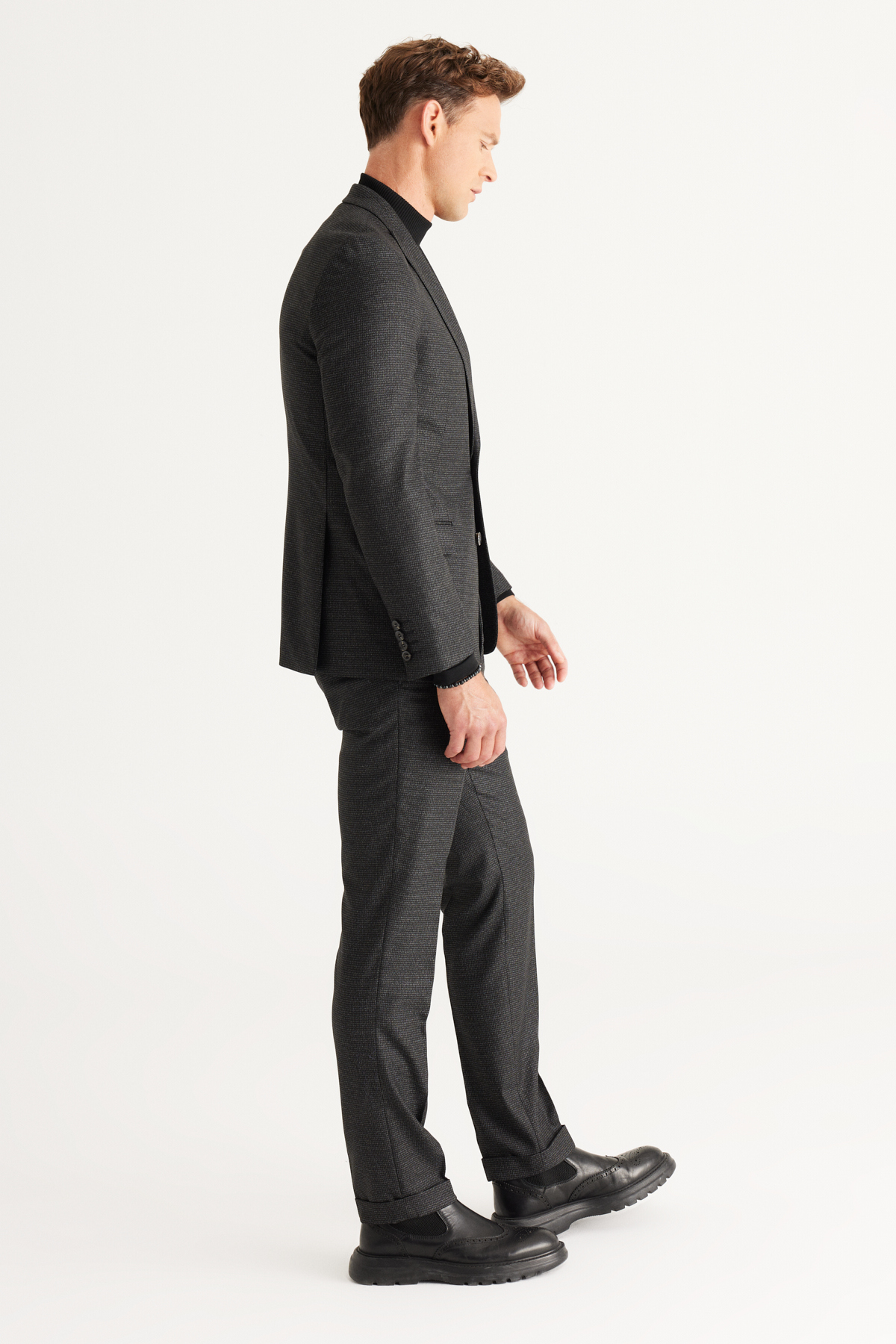 AC&Co / Altınyıldız Classics Erkek Siyah-Gri Slim Fit Dar Kesim Kırlangıç Yaka Desenli Takım Elbise görsel 6