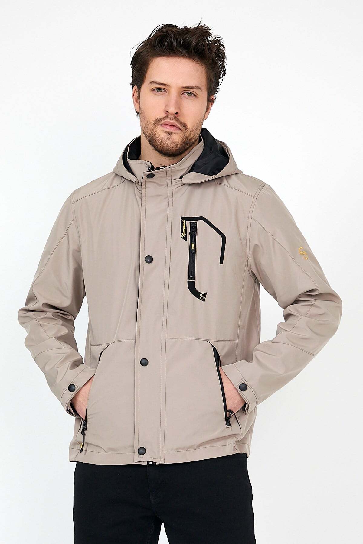 Erkek Sarı Softshell Kapüşonlu İç Cepli Su ve Rüzgar Geçirmez Mevsimlik & Yazlık Mont - Krem