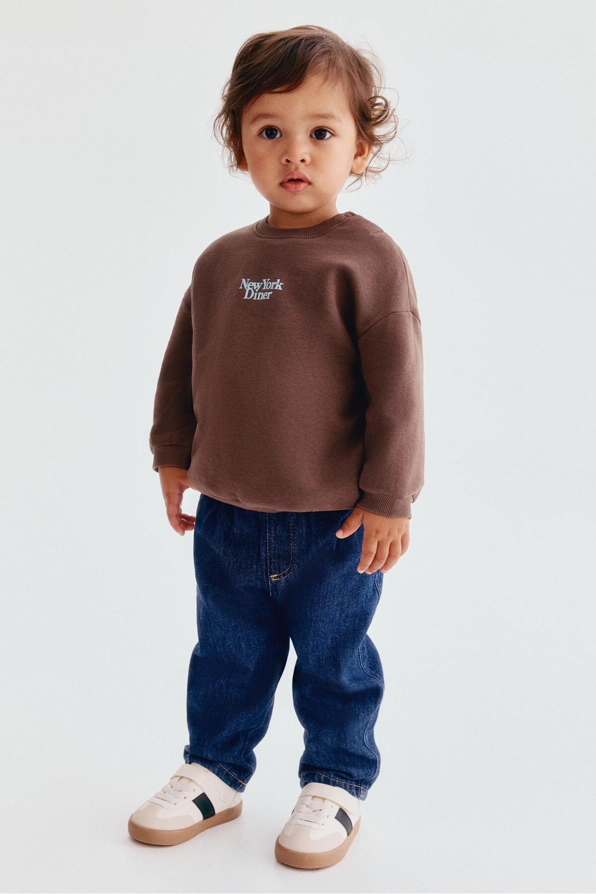 ست دو تکه شامل سویشرت و شلوار ورزشی اچ اند ام سویشرت H&M