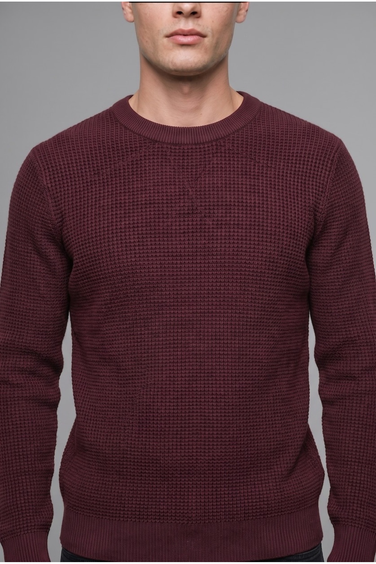 پلیور استاندارد Fit Crew Neck Basic H8887AX26AU — زرشکی — تصویر 4 از 5