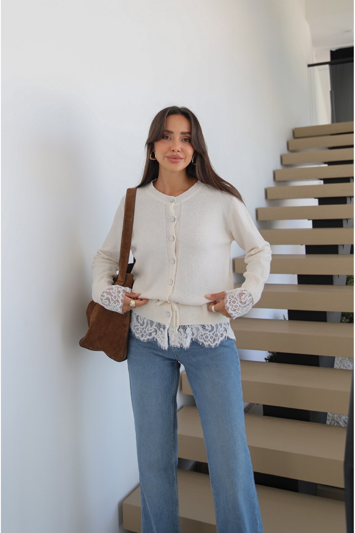 Havoş Ecru-Spitzen-Cardigan mit detailliertem Taillenband