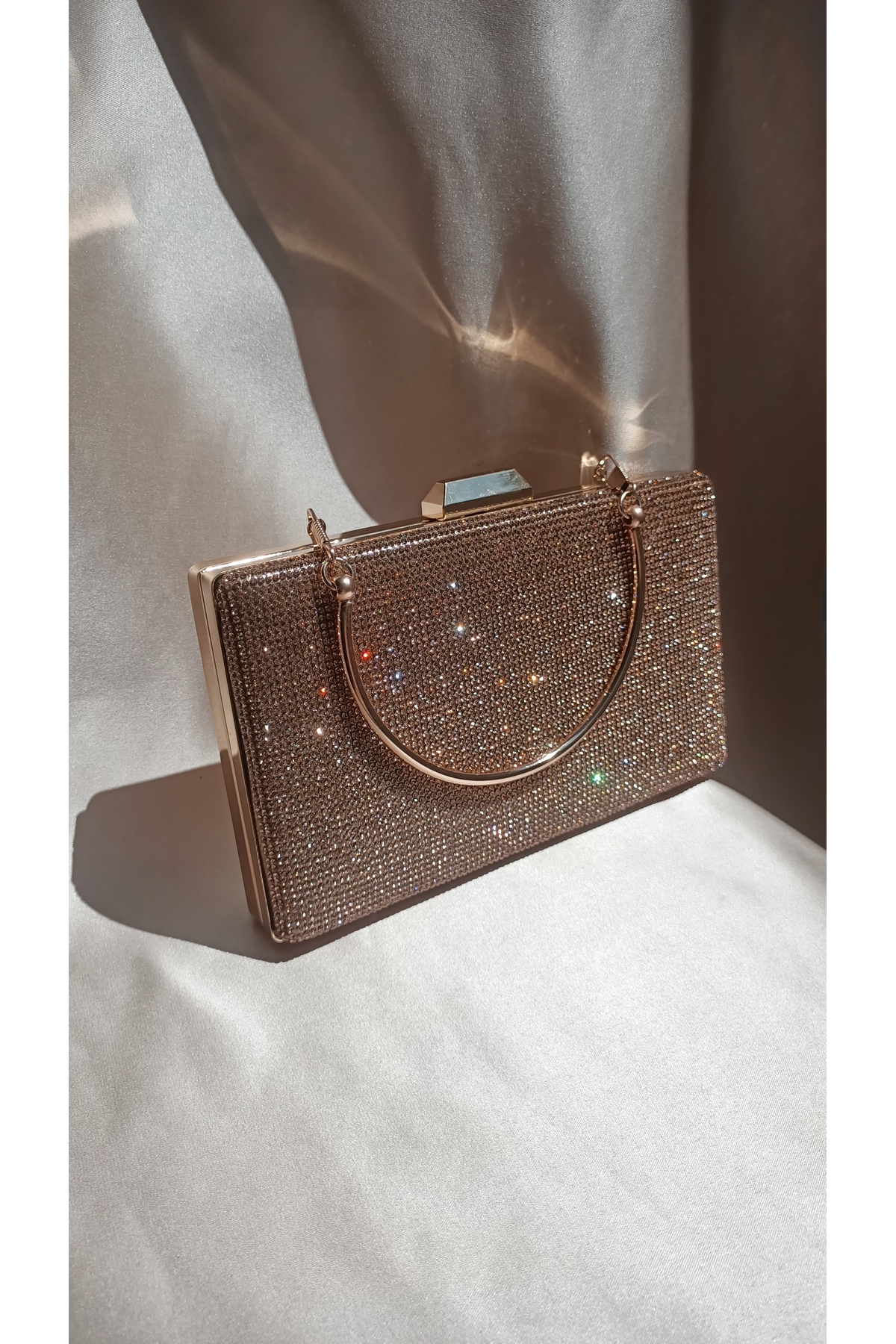 Gül karatekin gk Kadın Rose Gold Kristal Sırataşlı Ekstra Zincirli ve Çıkarılabilir Tutma Saplı Şık Abiye Portföy Çanta görsel 3