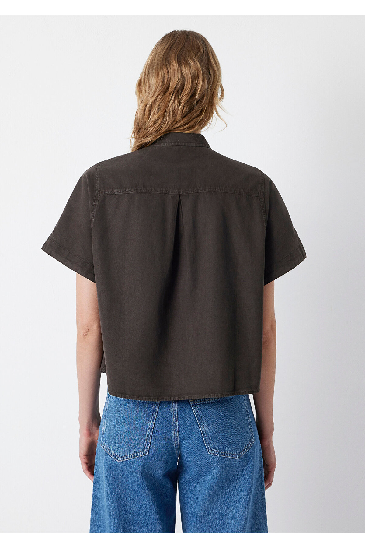 Keten Karışımlı Kahverengi Gömlek Oversize / Geniş Kesim 1211540-91100 — قهوه‌ای — تصویر 5 از 7