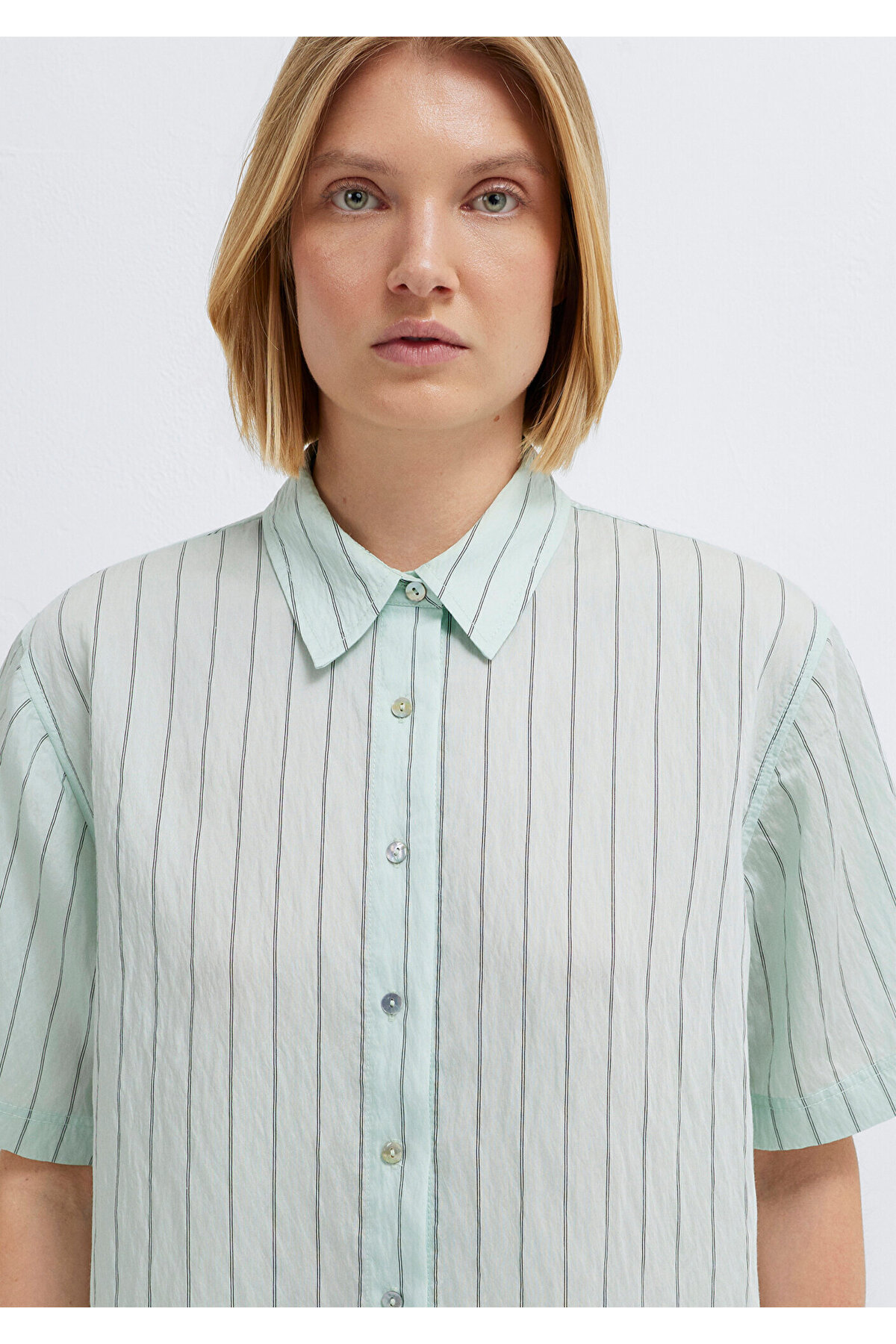 Çizgili Yeşil Crop Gömlek Loose Fit / Bol Rahat Kesim 1211459-91506 — سبز — تصویر 7 از 8