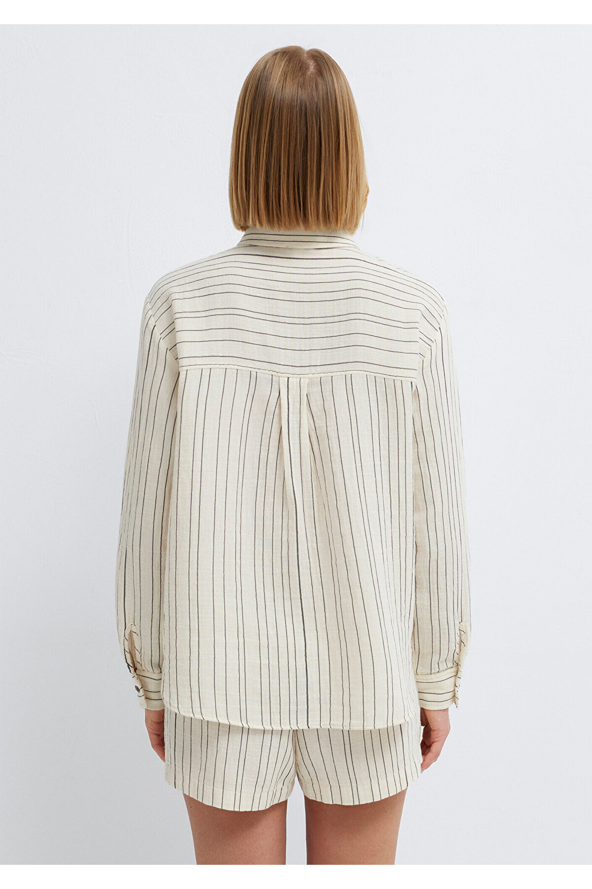 Çizgili Ekru Gömlek Loose Fit / Bol Rahat Kesim 1211468-84004 — سفید — تصویر 6 از 7
