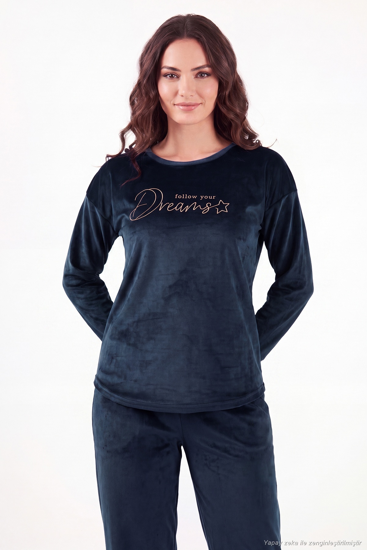 Lela Bisiklet Yaka Yumuşak Dokulu Parlak Kadife Pijama Takımı Kadın PİJAMA TAKIMI 6094209 görsel 5