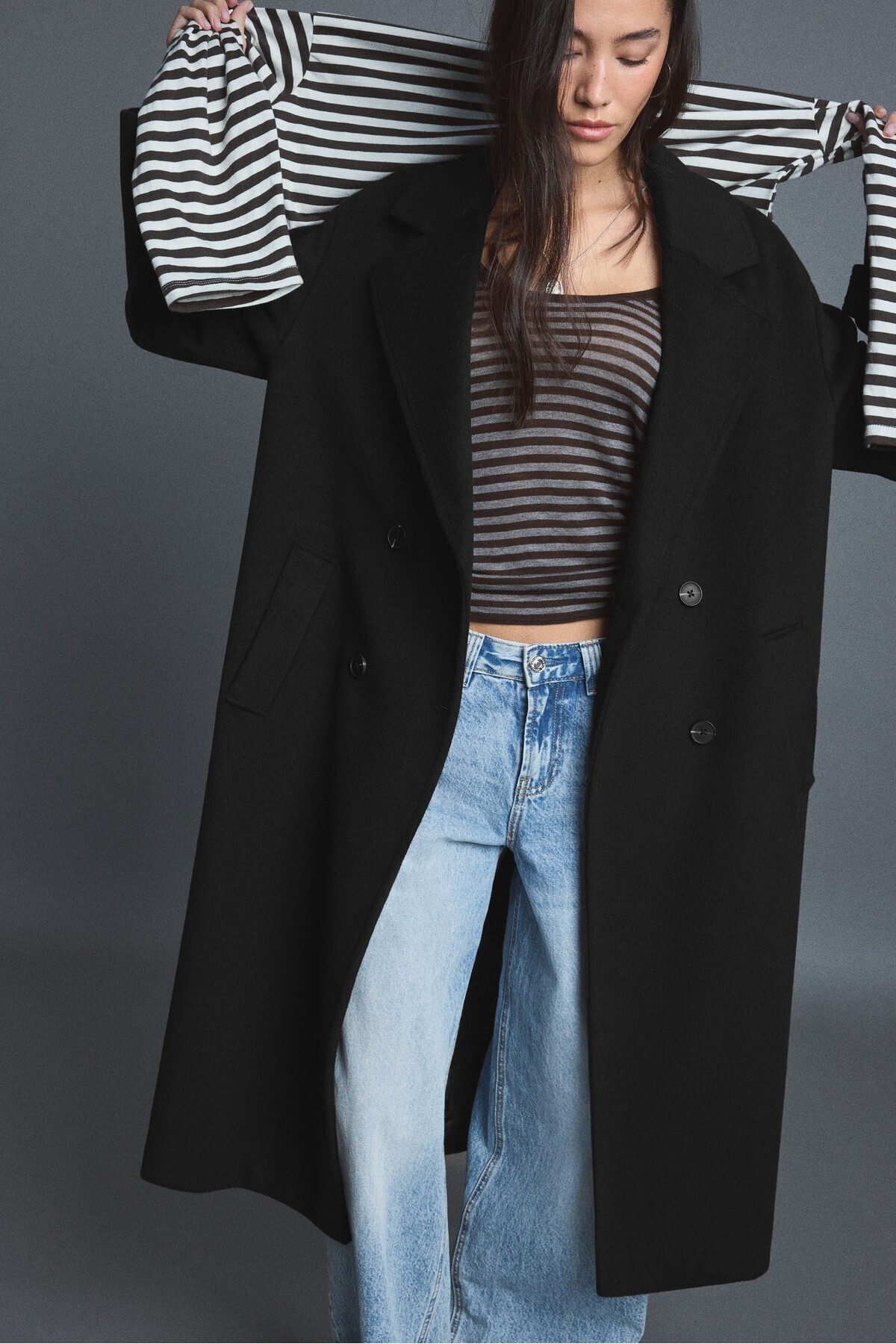 Stradivarius Yumuşak dokulu uzun oversize kaban görsel 2