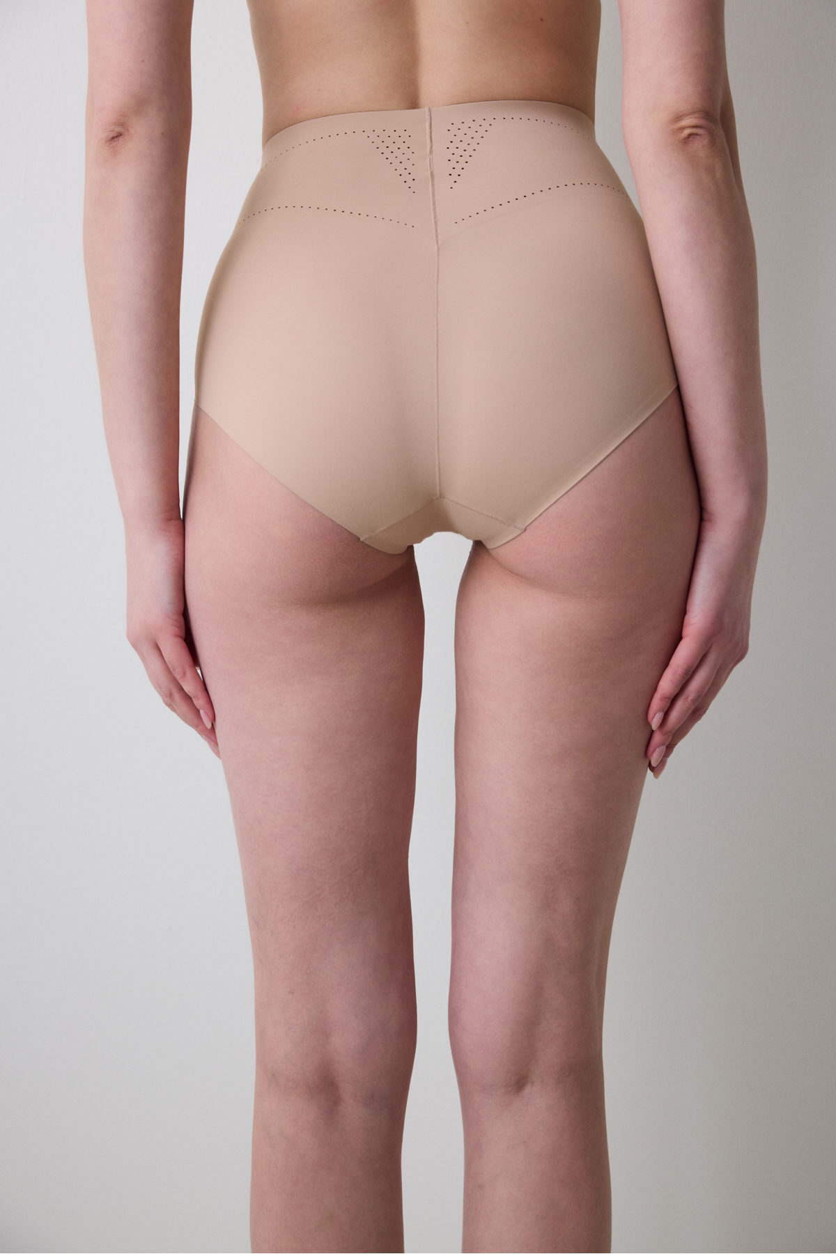 Penti İz Bırakmaz Bej Light Slip Korse görsel 4