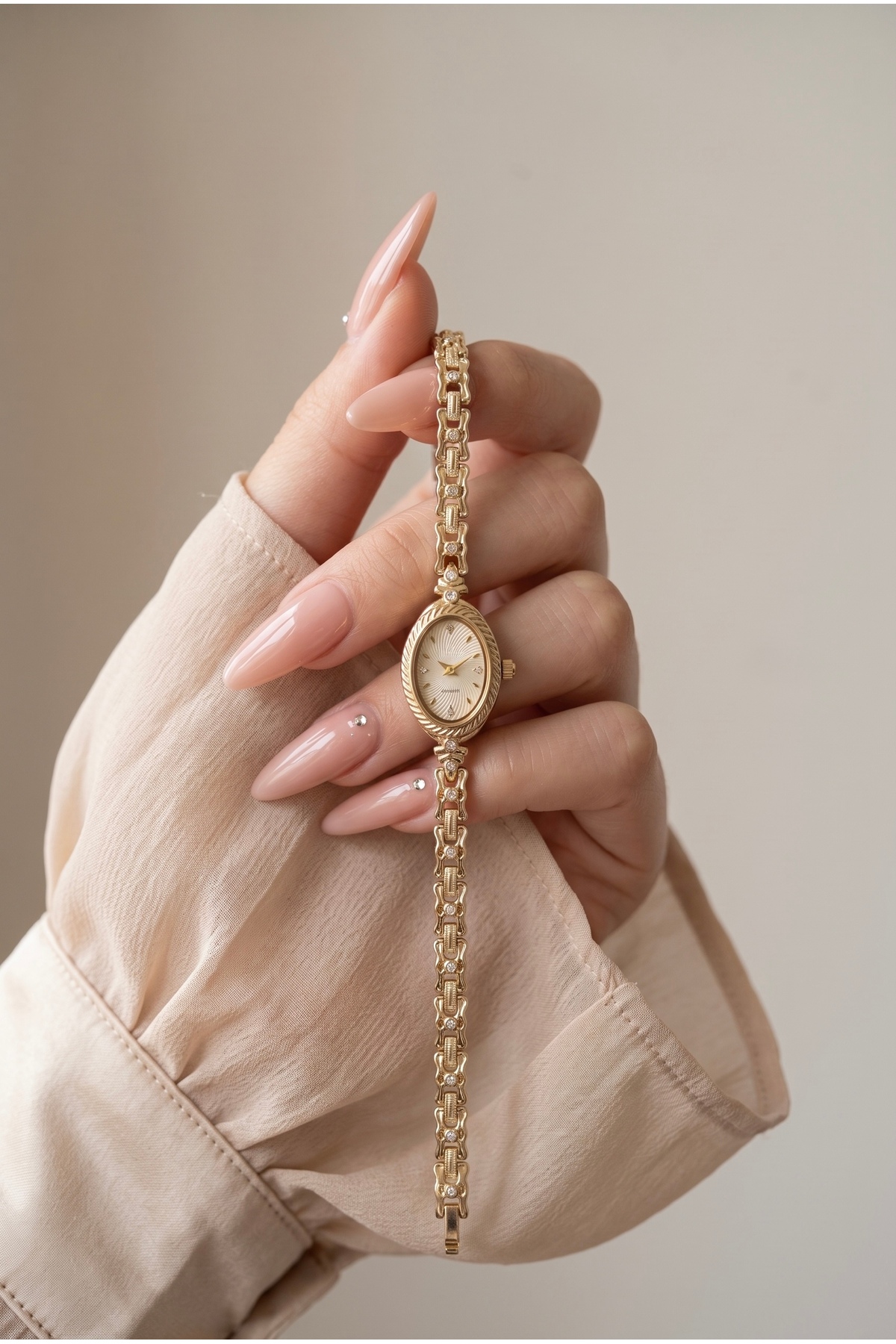KLISHE Butik Vintage Kadın Çelik Saat Gold Renk Luxury Zarif Şık Klasik Old Money Kadın Kol Saati | Limited Edition 2027