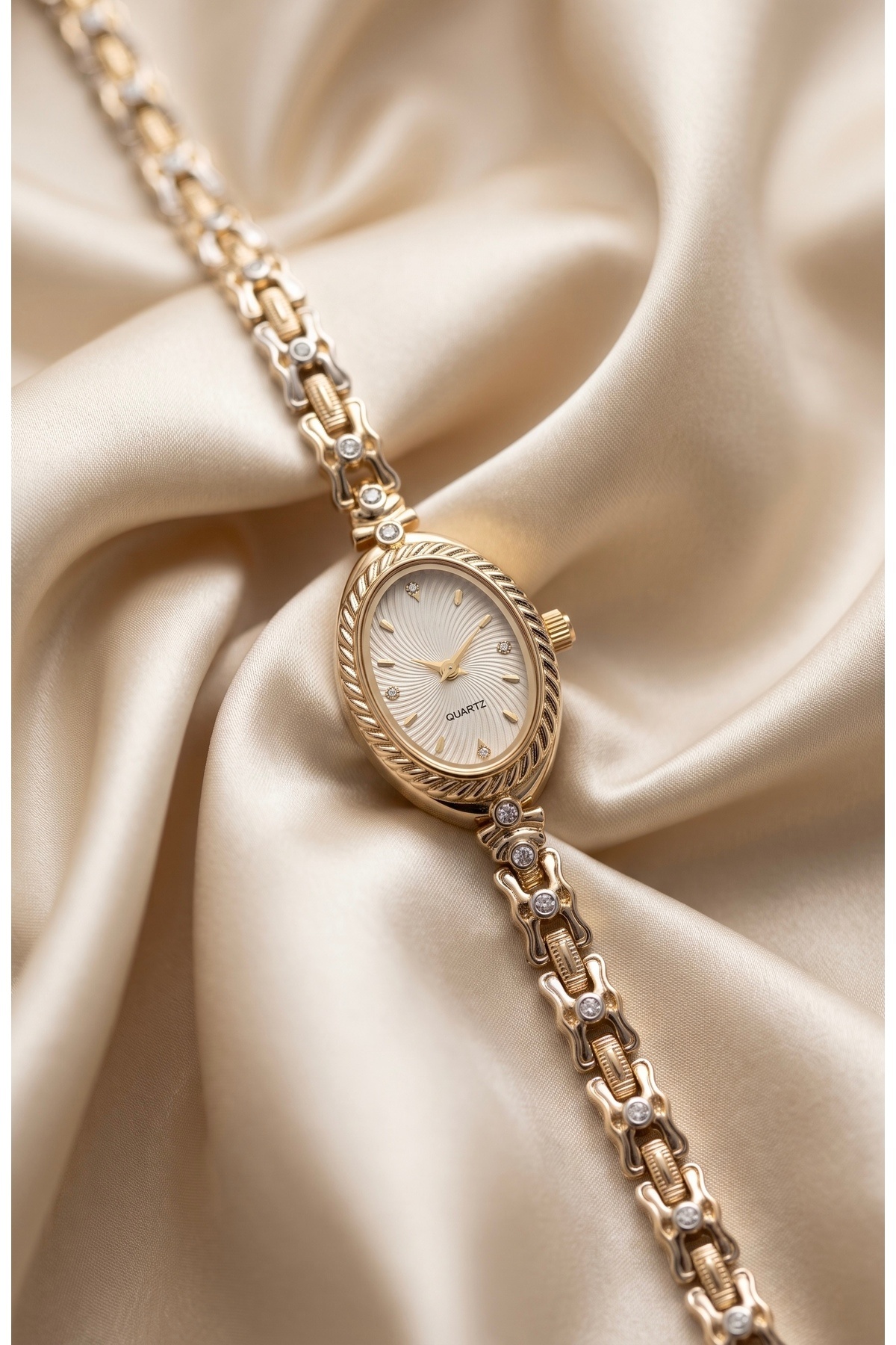 KLISHE Butik Vintage Kadın Çelik Saat Gold Renk Luxury Zarif Şık Klasik Old Money Kadın Kol Saati | Limited Edition 2027 görsel 2