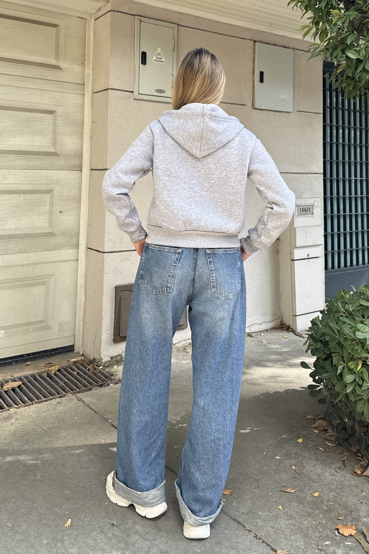la & vetta Gri Kapüşonlu Oversize Crop Sweatshirt görsel 8