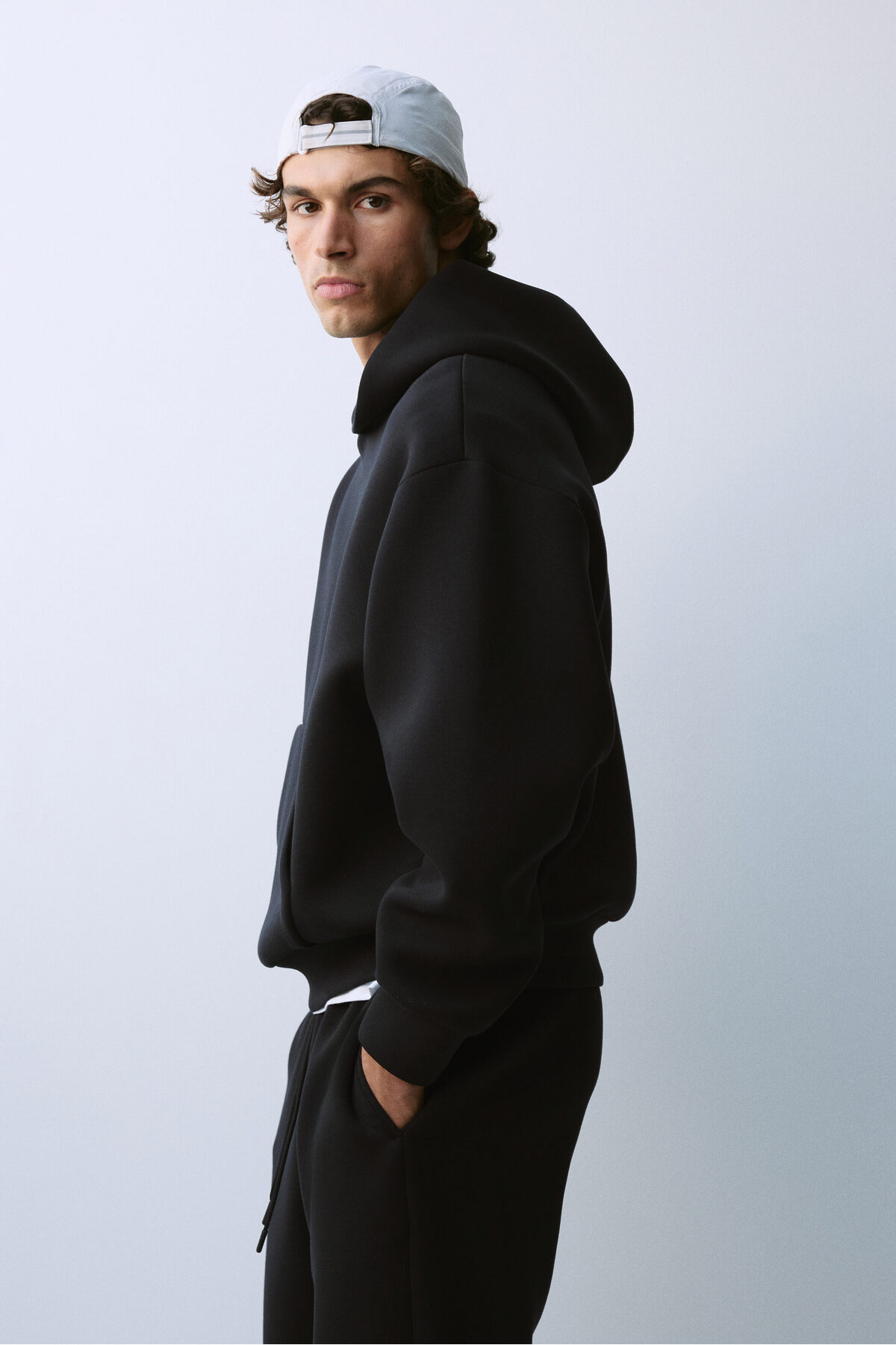 H&M Kapüşonlu Spor Üstü Oversized Fit DryMove™ görsel 2
