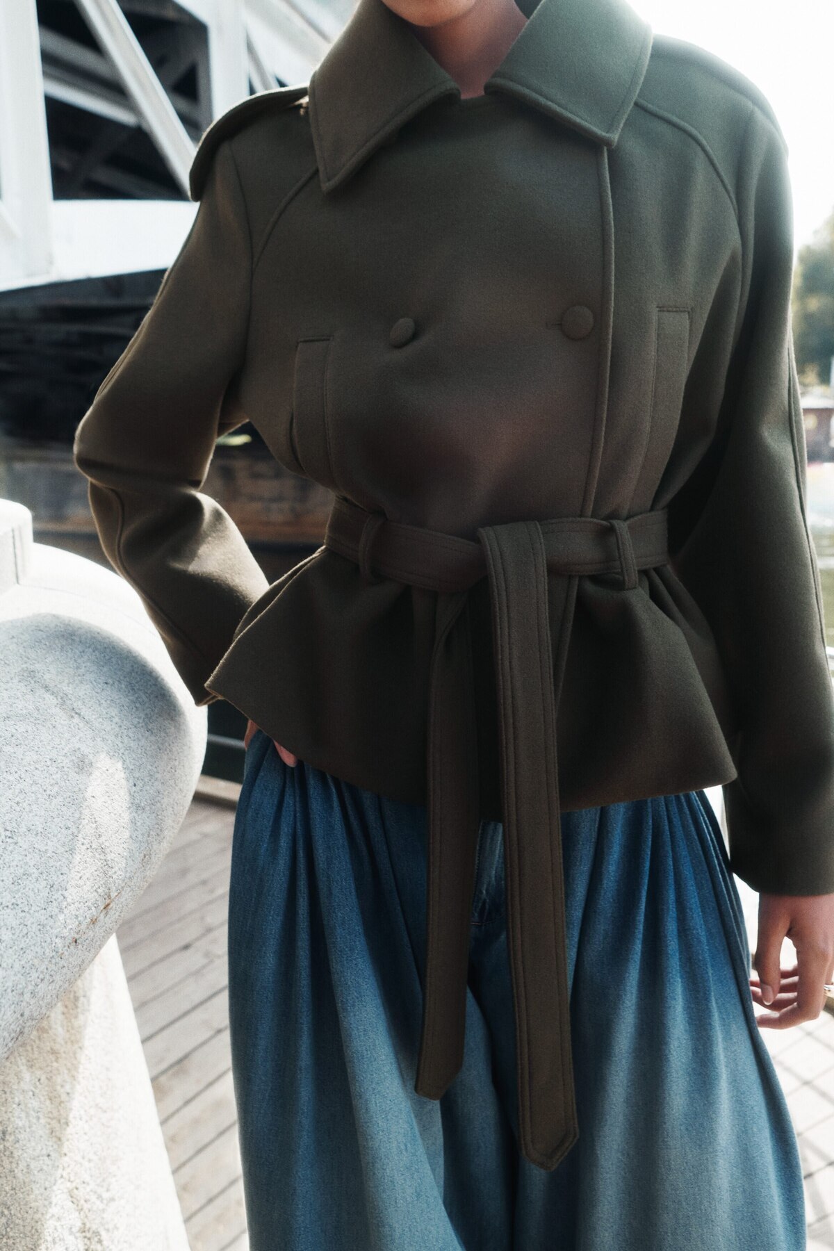 H&M Kısa Kruvaze Kaban görsel 3