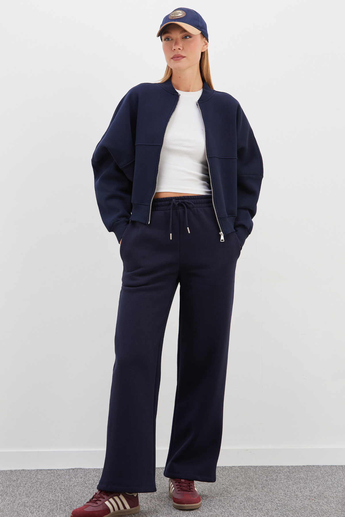 Fulla Moda 3 İplik Basic Fermuarlı Dik Yaka Crop Sweatshirt görsel 4