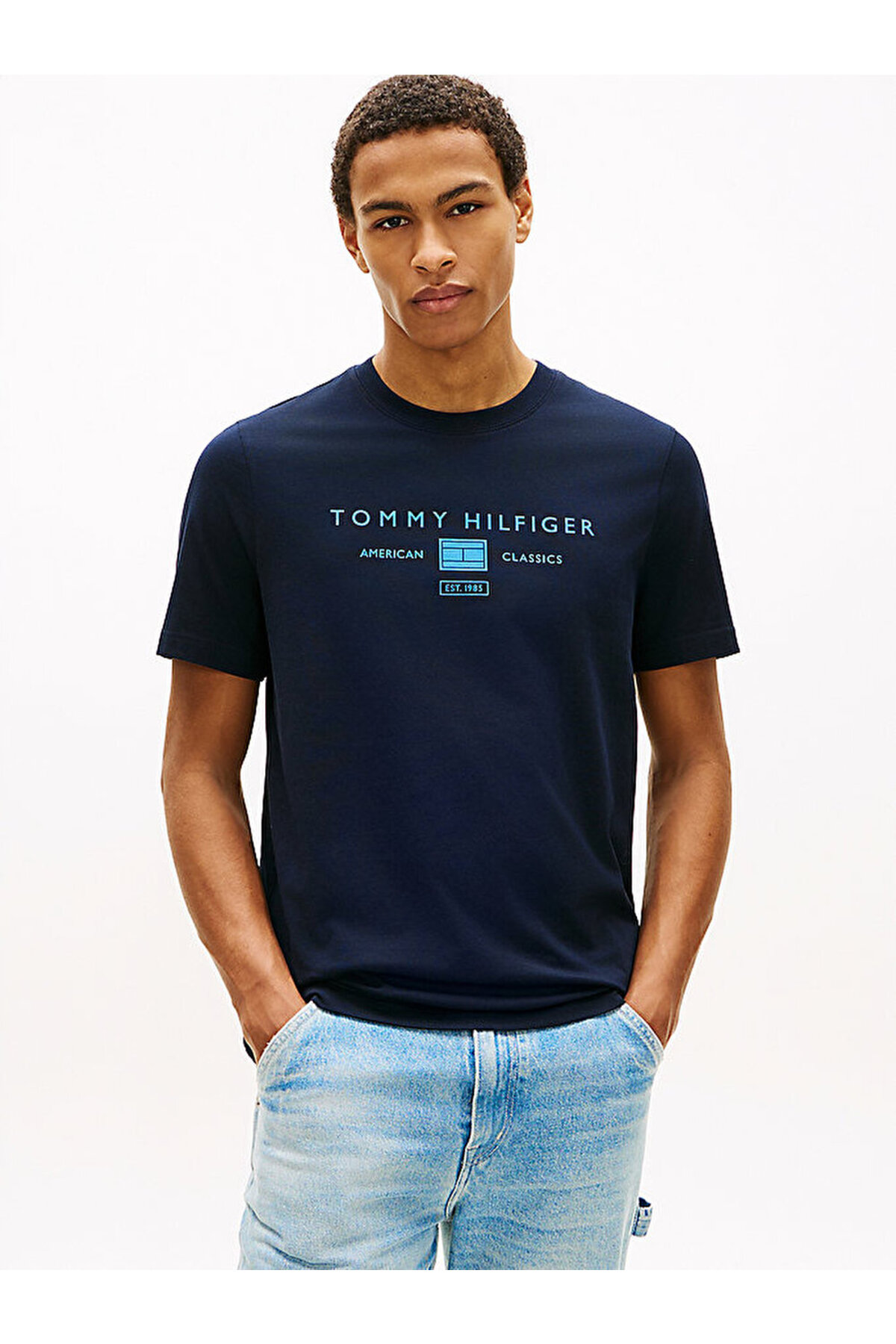 تیشرتمردانهTommy Hilfigerآبی سرمه‌ای