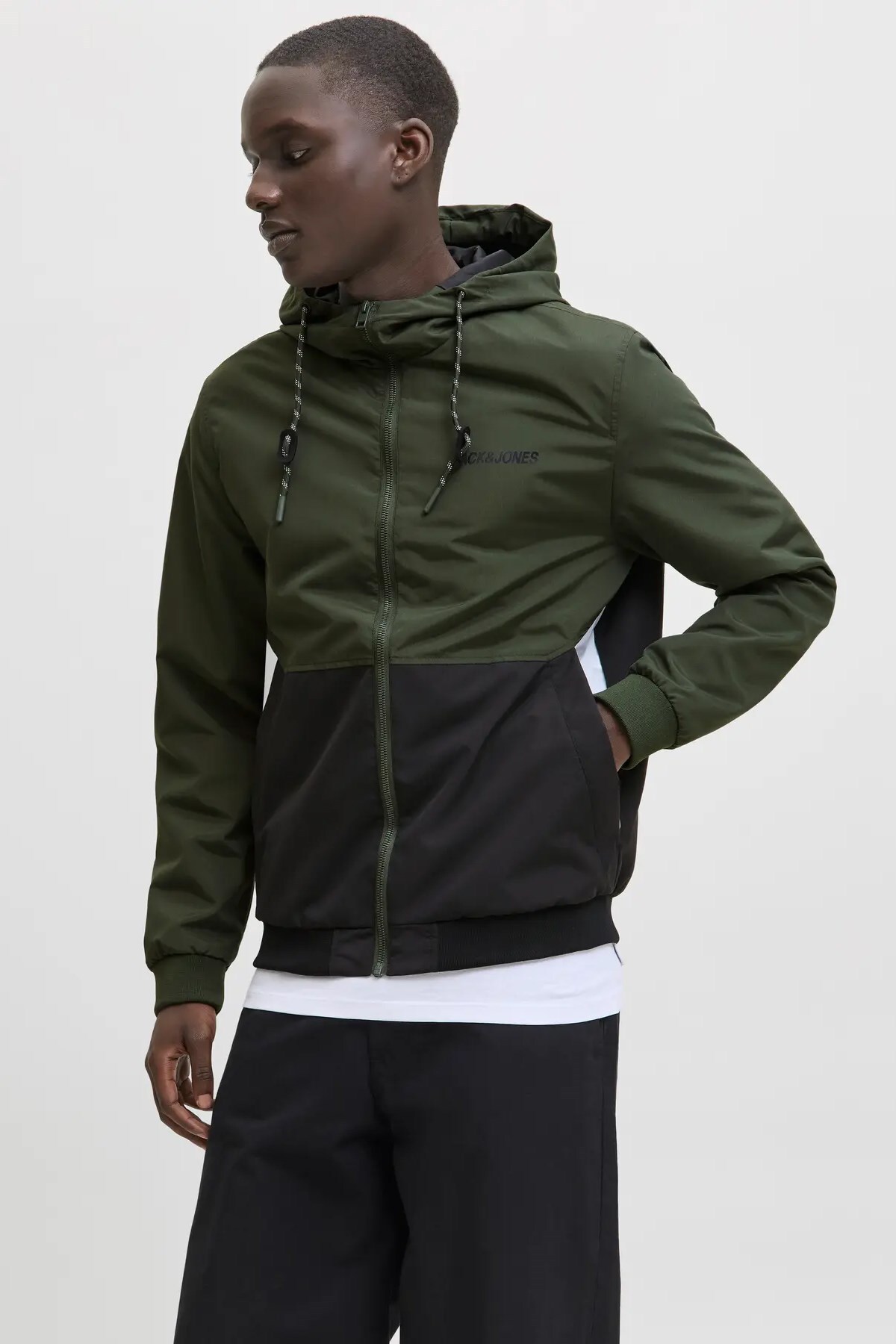 کاپشن مردانه بمبر مدل Jjerush Hood جک اند جونز کاپشن اسپرت Jack & Jones