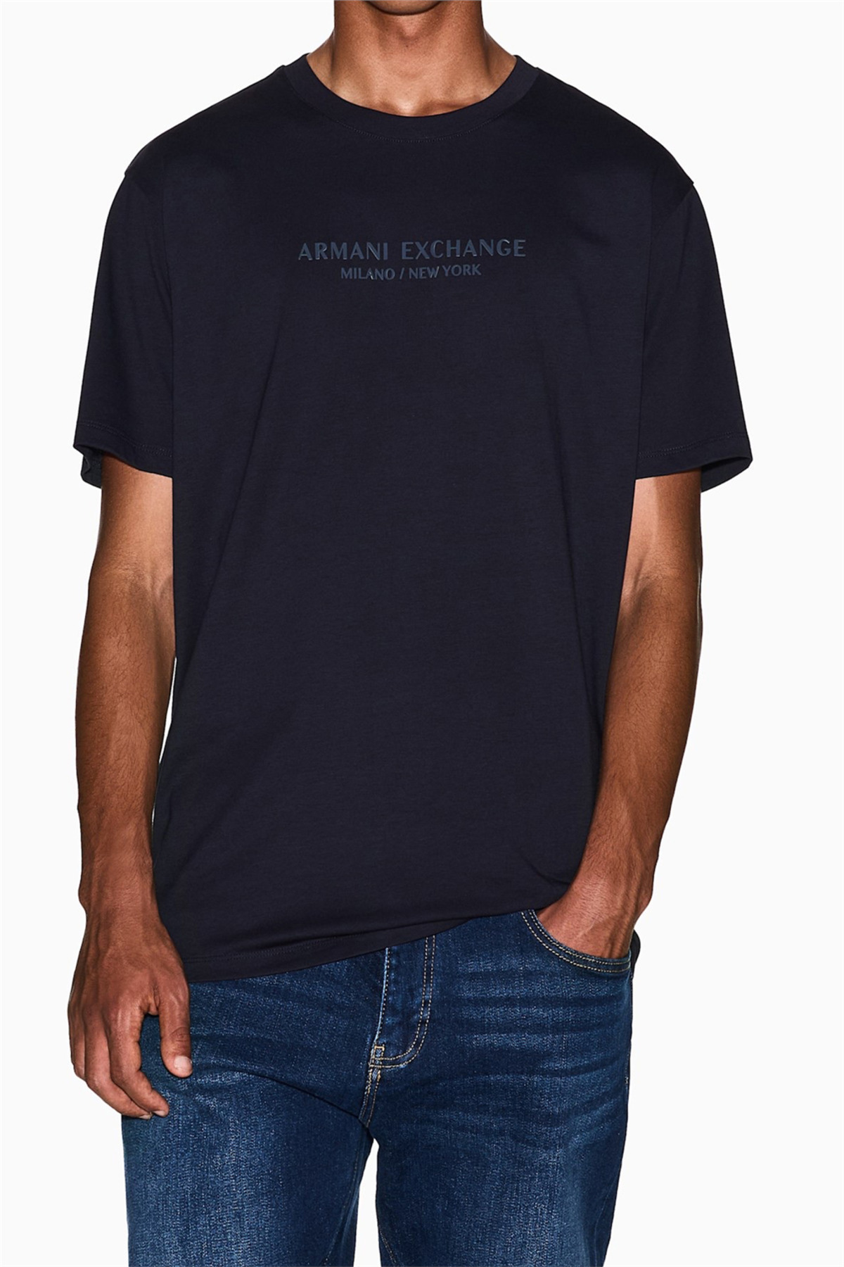 تی‌شرت یقه گرد مردانه سرمه‌ای آرمانی اکسچنج تی شرت Armani Exchange