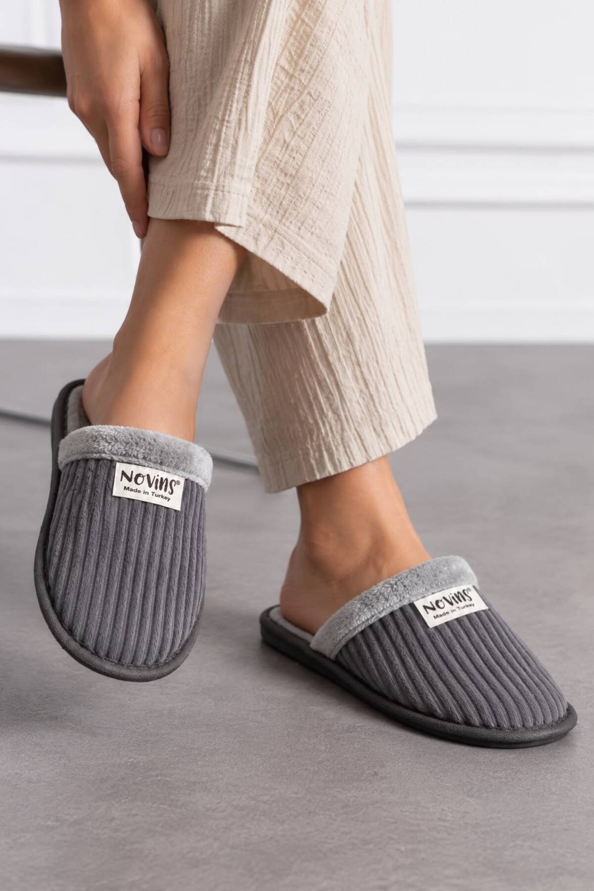 NOVİNS 3 Çift Avantajlı Karma Paket Fitilli Kumaş Peluş Ev Terliği Yumuşak Kürklü Sıcak Kışlık Unisex Ev Terliği görsel 8