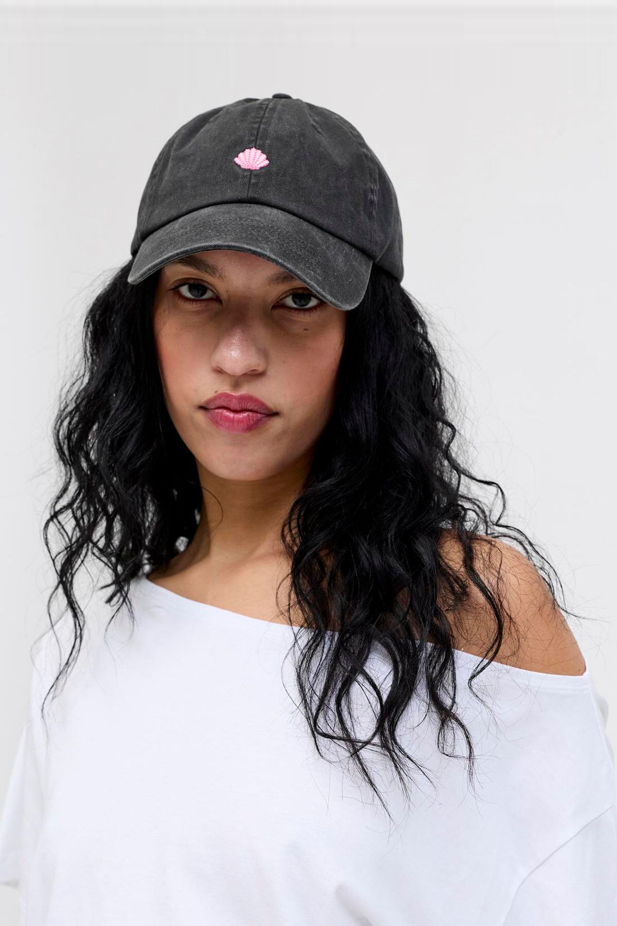 کلاه گلدوزی شده زنانه - سوزان جک اند جونز کلاه Jack & Jones