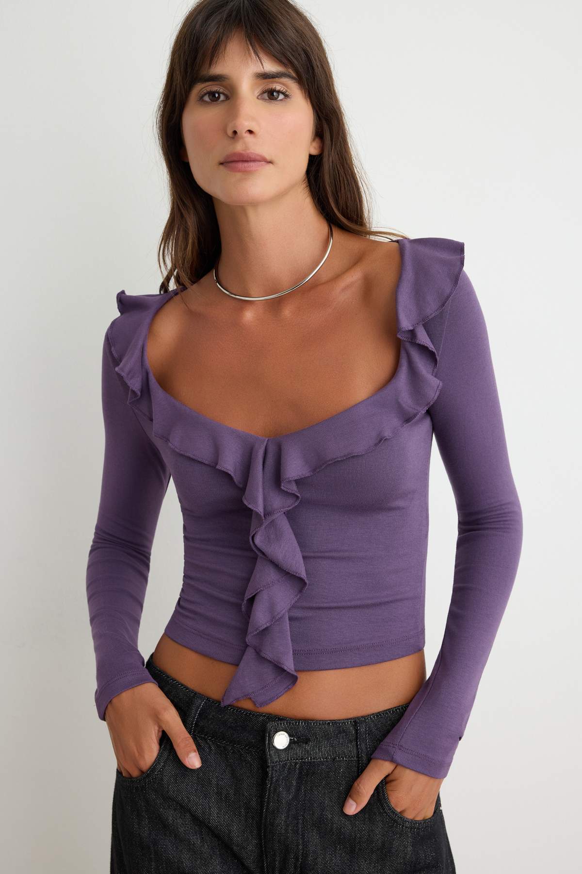 Trendyolmilla Mor Fırfırlı Fitted/Vücuda Oturan Örme Bluz TWOAW26BZ00287