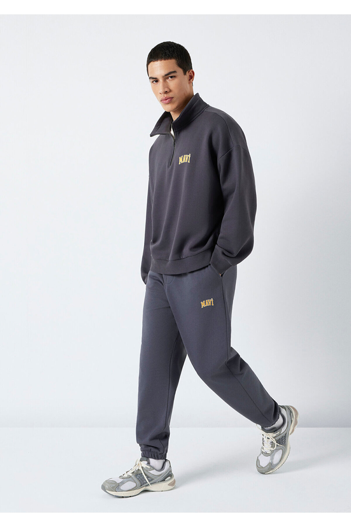 Mavi Erkek Non Denim Örme Eşofman Altı M0010207-70101 görsel 2