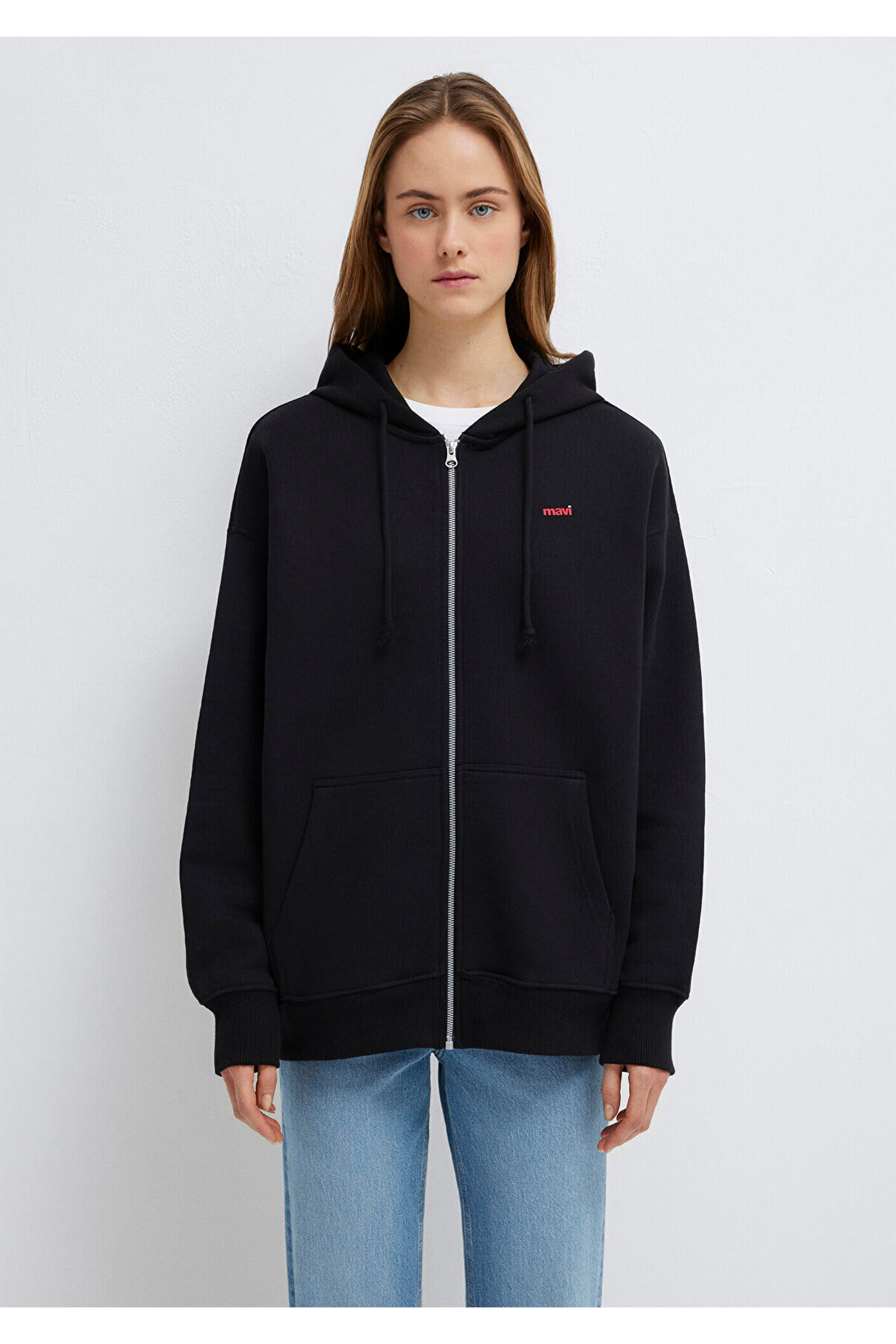 Mavi Logo Baskılı Kapüşonlu Siyah Sweatshirt 1S10531-900 görsel 4