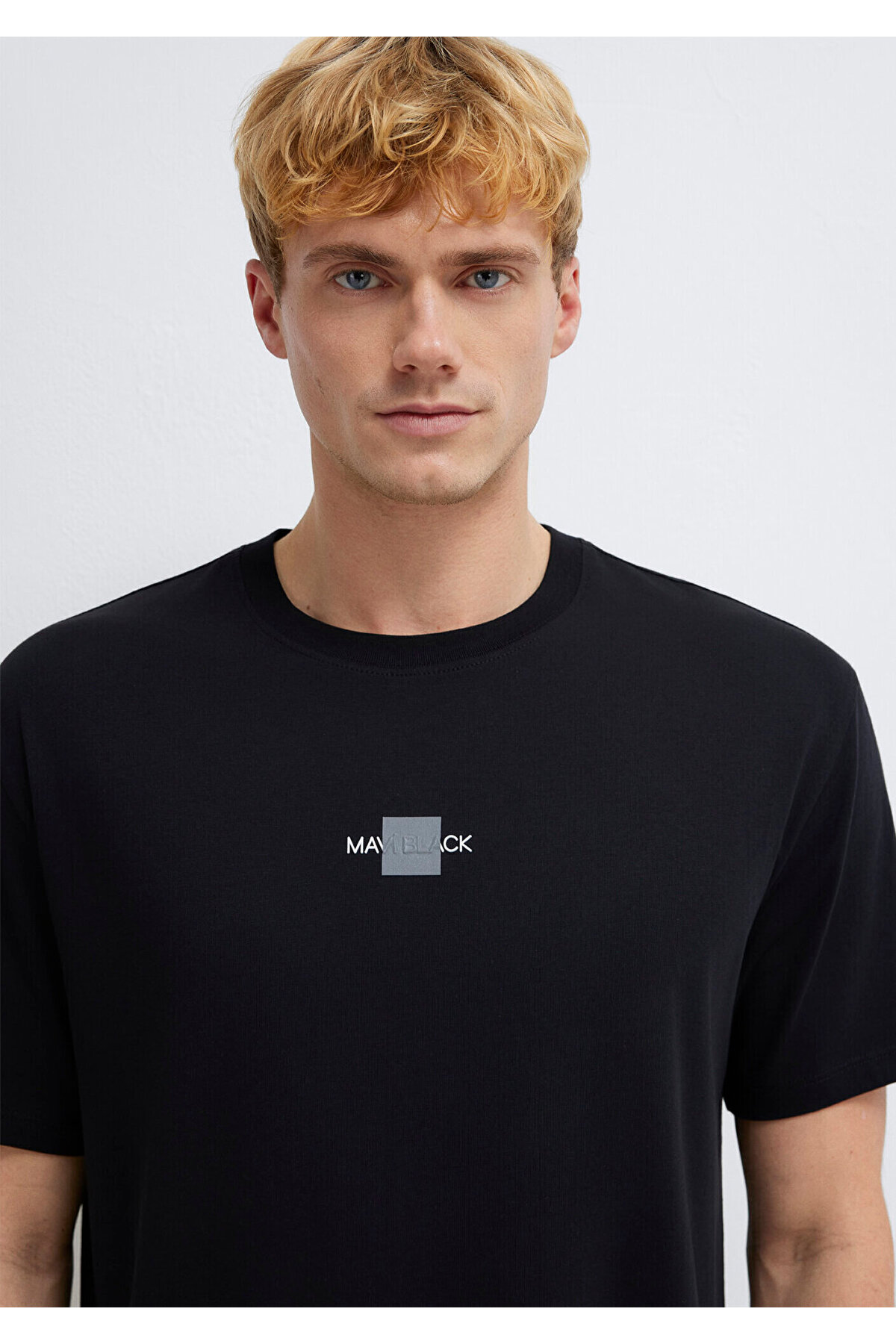 Mavi Black Reflektörlü Siyah Tişört Loose Fit / Bol Rahat Kesim 0613132-900 görsel 7
