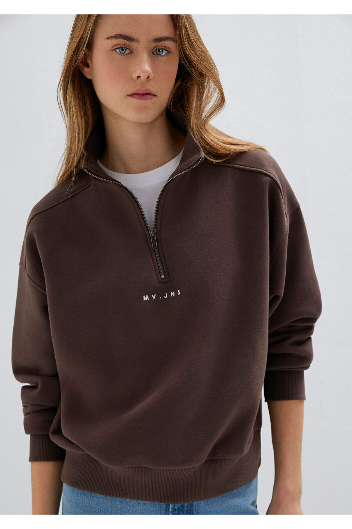 Mavi MVJNS Nakışlı Yarı Fermuarlı Kahverengi Sweatshirt 1S10533-71603