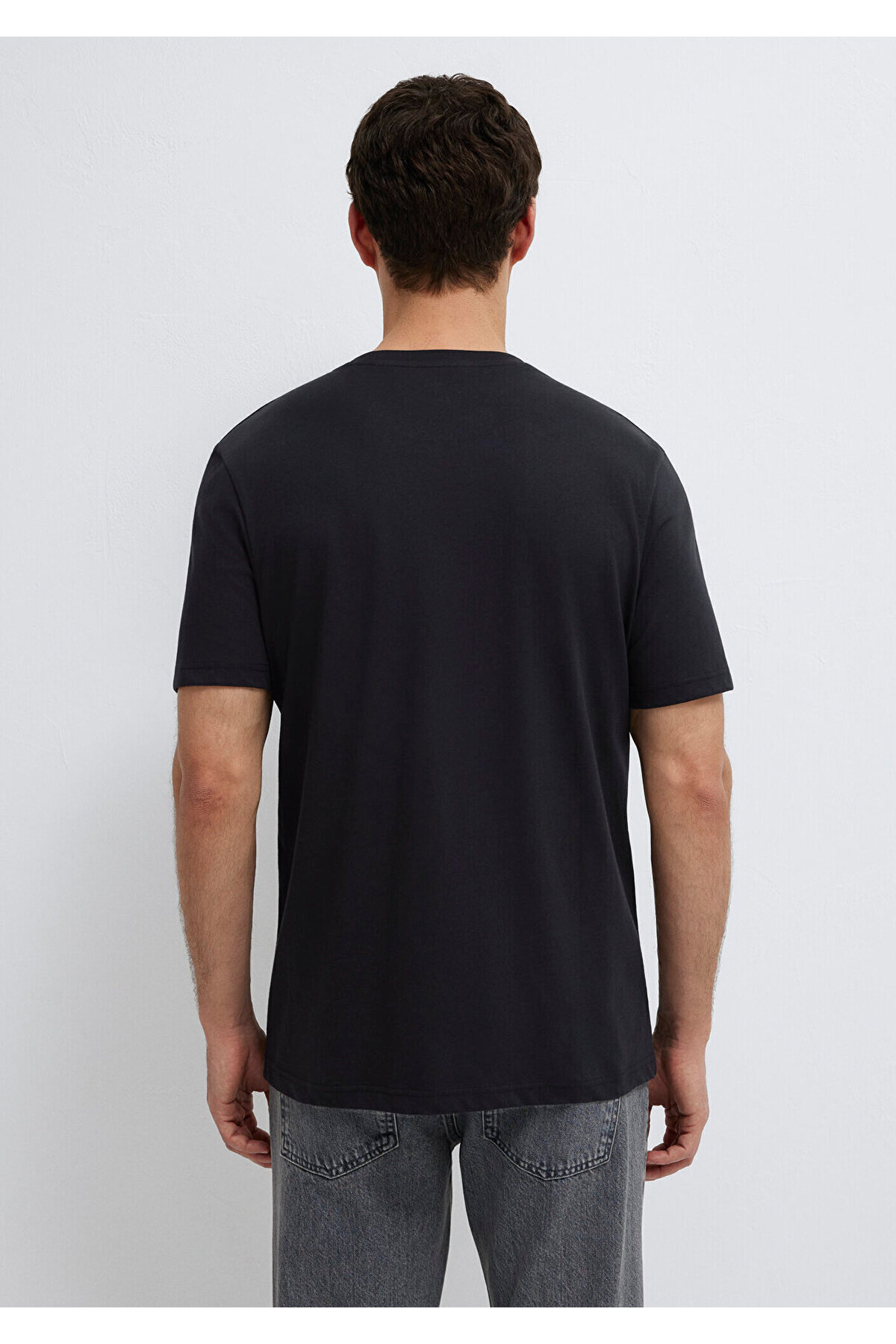 Mavi Logo Baskılı Siyah Tişört Regular Fit / Normal Kesim 0610260-900 görsel 6