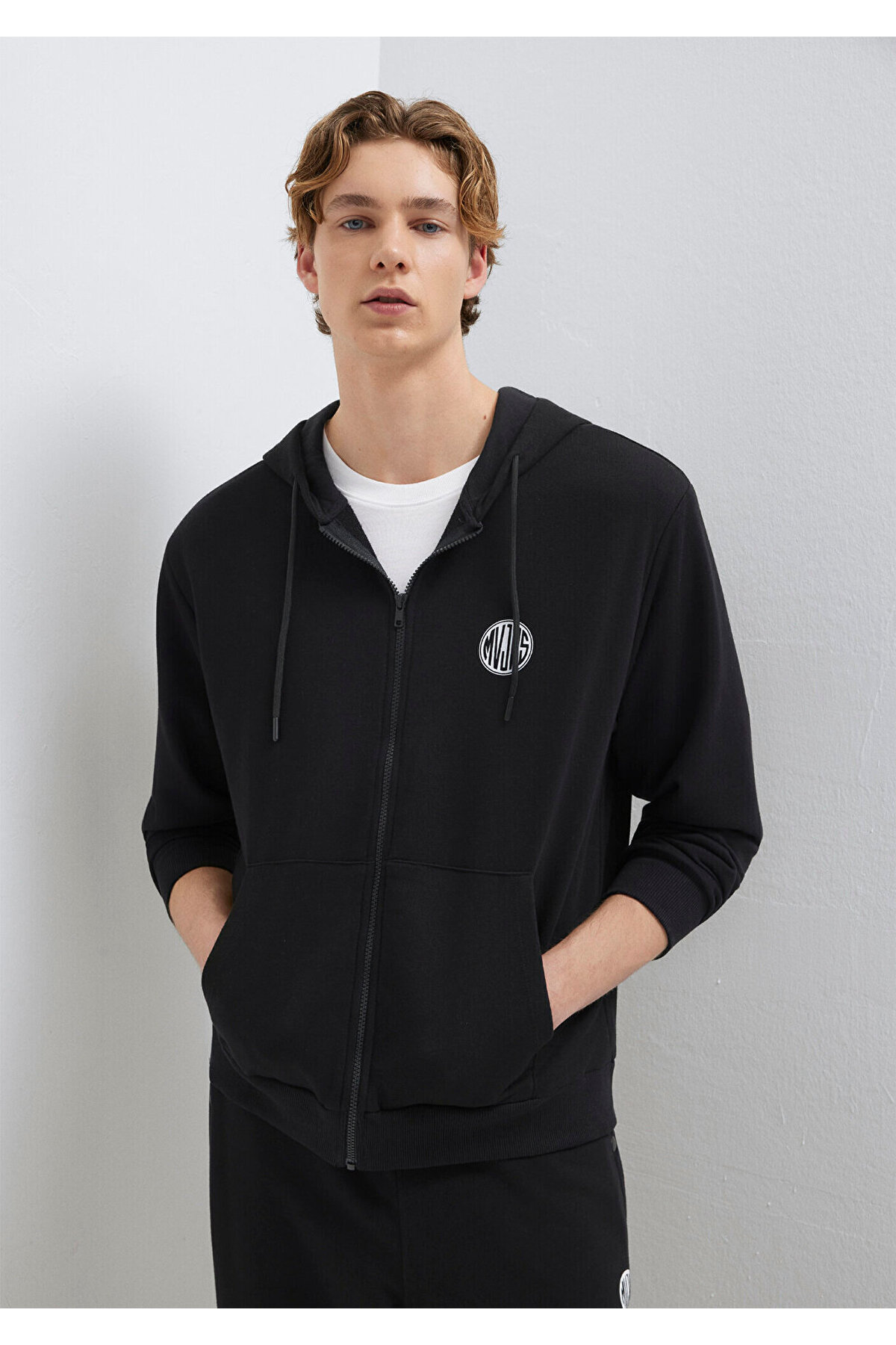 Mavi MVJNS Logo Baskılı Fermuarlı Kapüşonlu Siyah Sweatshirt 0S10193-900