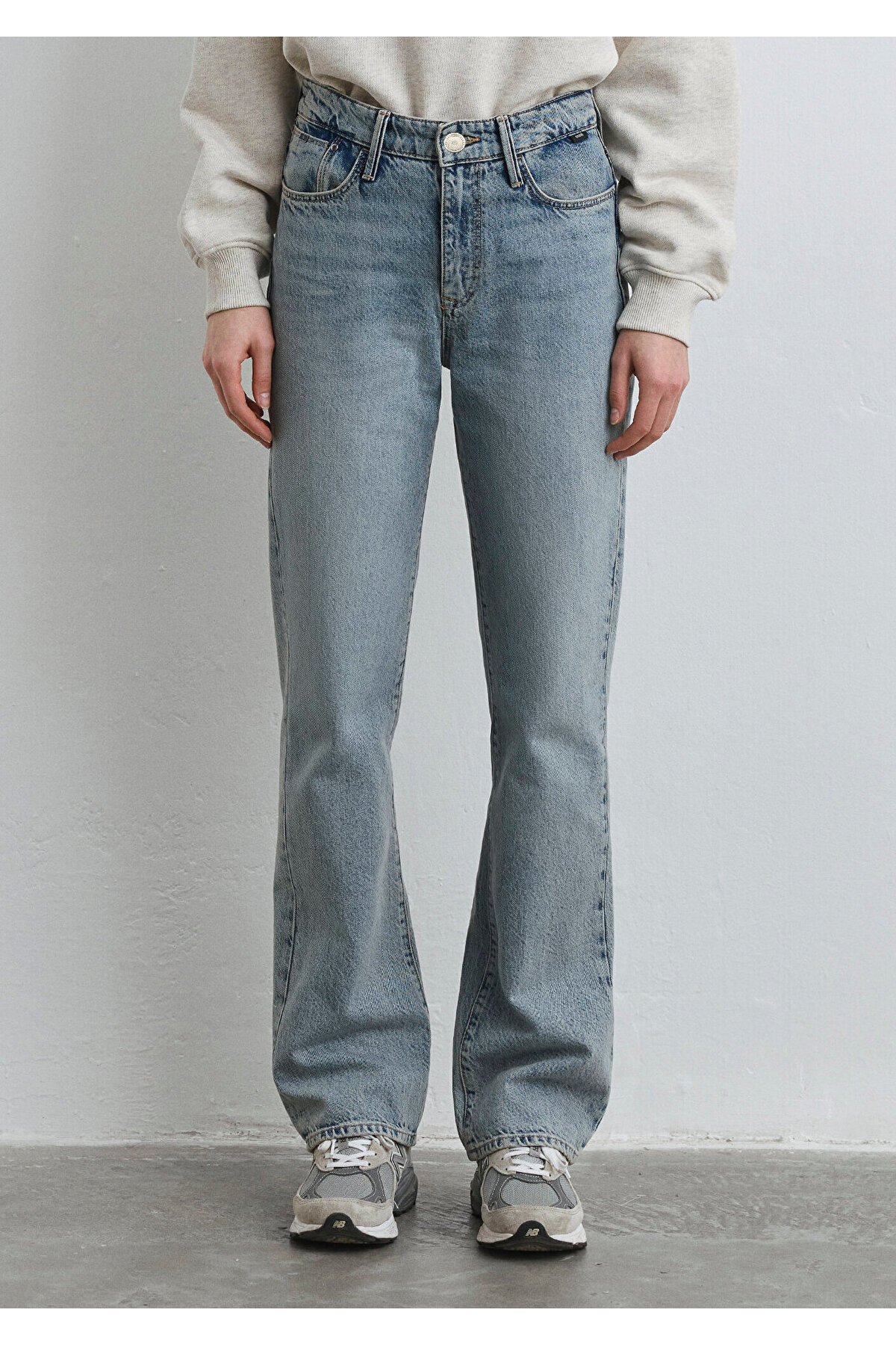 Mavi Classic Denim Puslu Açık Jean Pantolon 1010917-89059 görsel 4