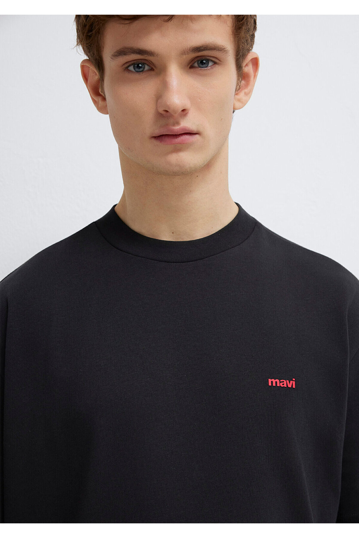 Mavi Logo Baskılı Siyah Basic Tişört Loose Fit / Bol Rahat Kesim 0612216-900 görsel 6