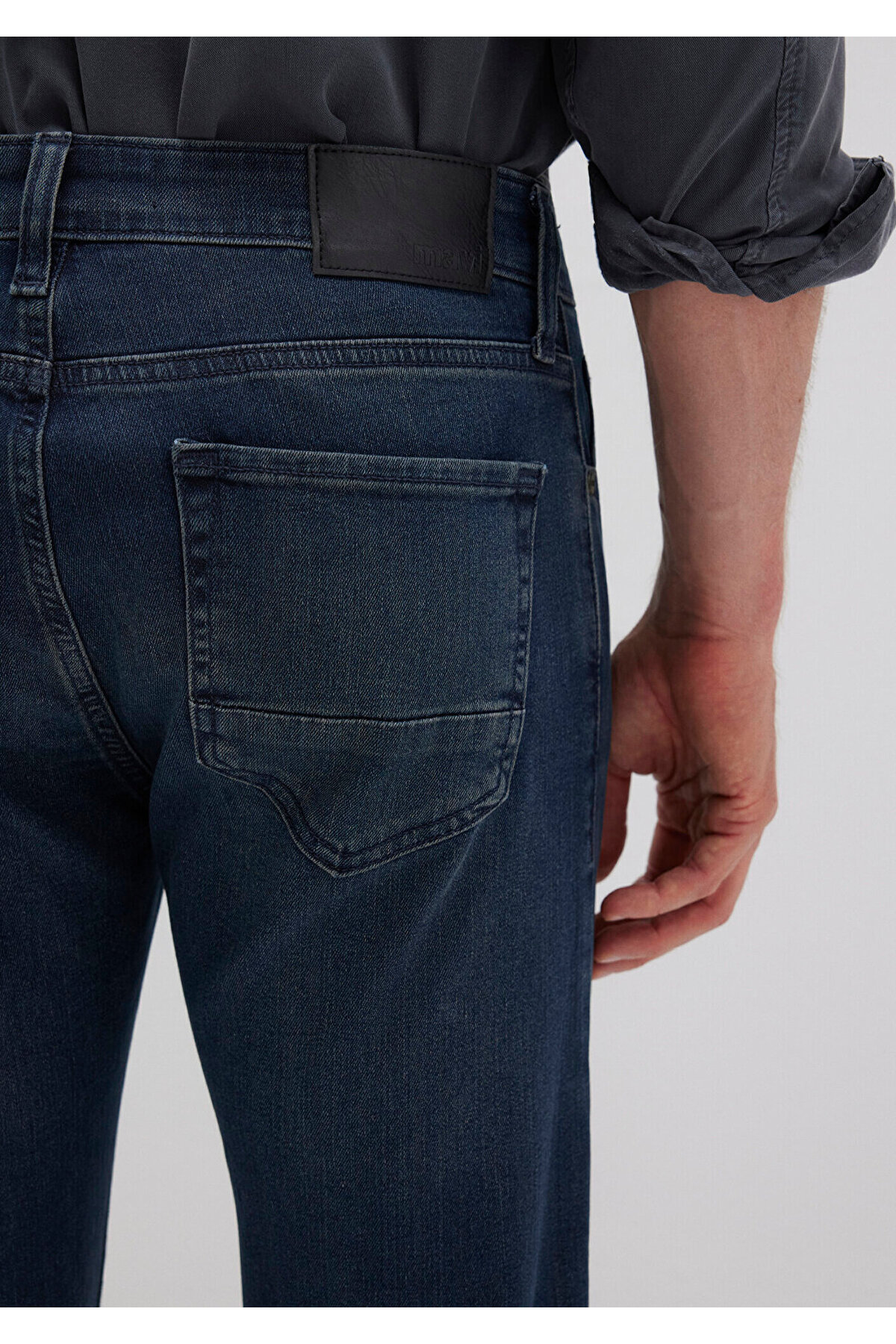 Mavi Jake Koyu Comfort Jean Pantolon 8842229786 görsel 7