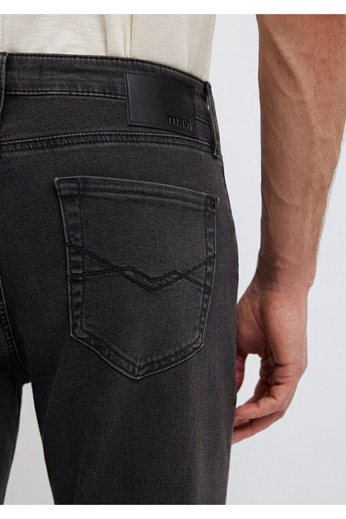 Mavi 177 Koyu Gri Comfort Smoke Jean Pantolon 0017734787 görsel 8