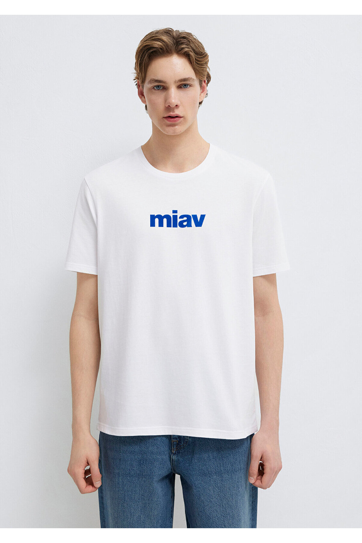 Mavi Miav Baskılı Beyaz Tişört Regular Fit / Normal Kesim 067153-620 görsel 3