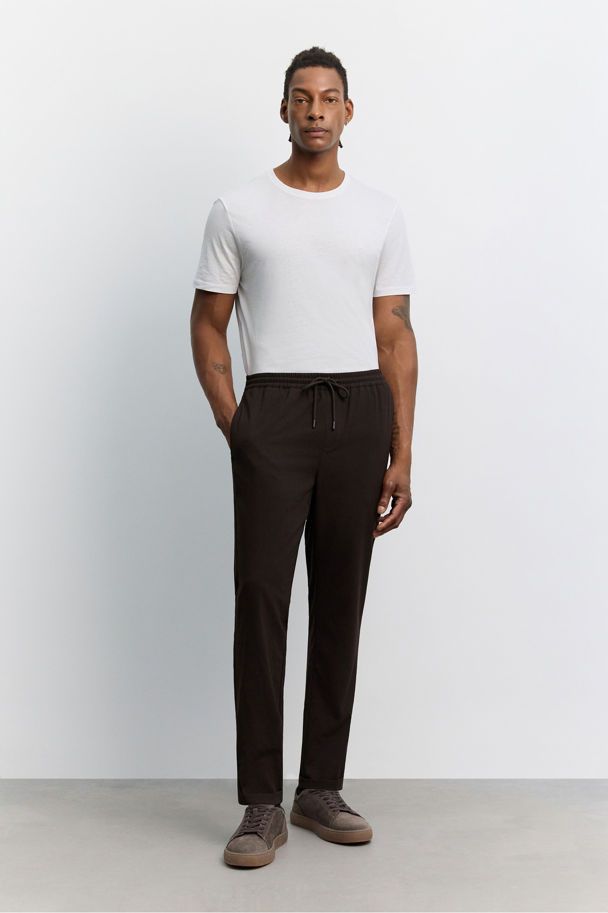 Avva Erkek Kahverengi Beli Lastikli Bağcıklı Duble Paça Jogger Relaxed Fit Pantolon E003000