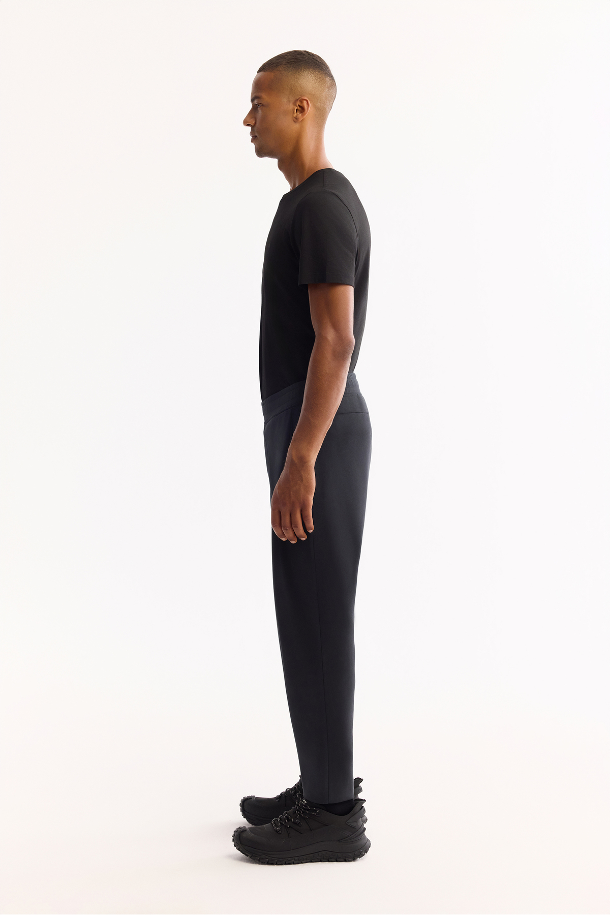 Avva Erkek Siyah Beli Lastikli Soft Touch B-Stretch Teknik Kumaş Comfort Fit Eşofman Altı A52Y3415 görsel 5