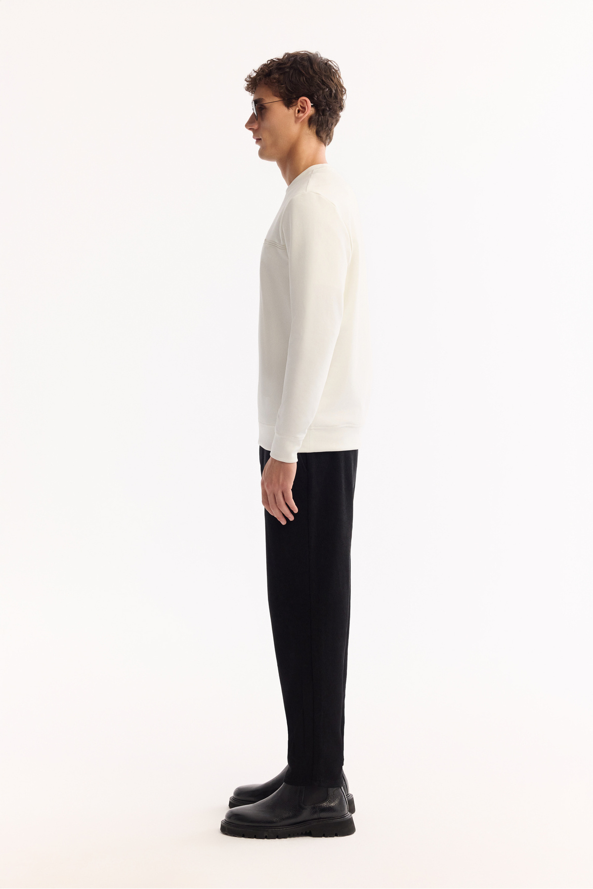 Avva Erkek Ekru Bisiklet Yaka Pamuklu Bi-Stretch Baskılı Regular Fit Sweatshirt A52Y1325 görsel 3