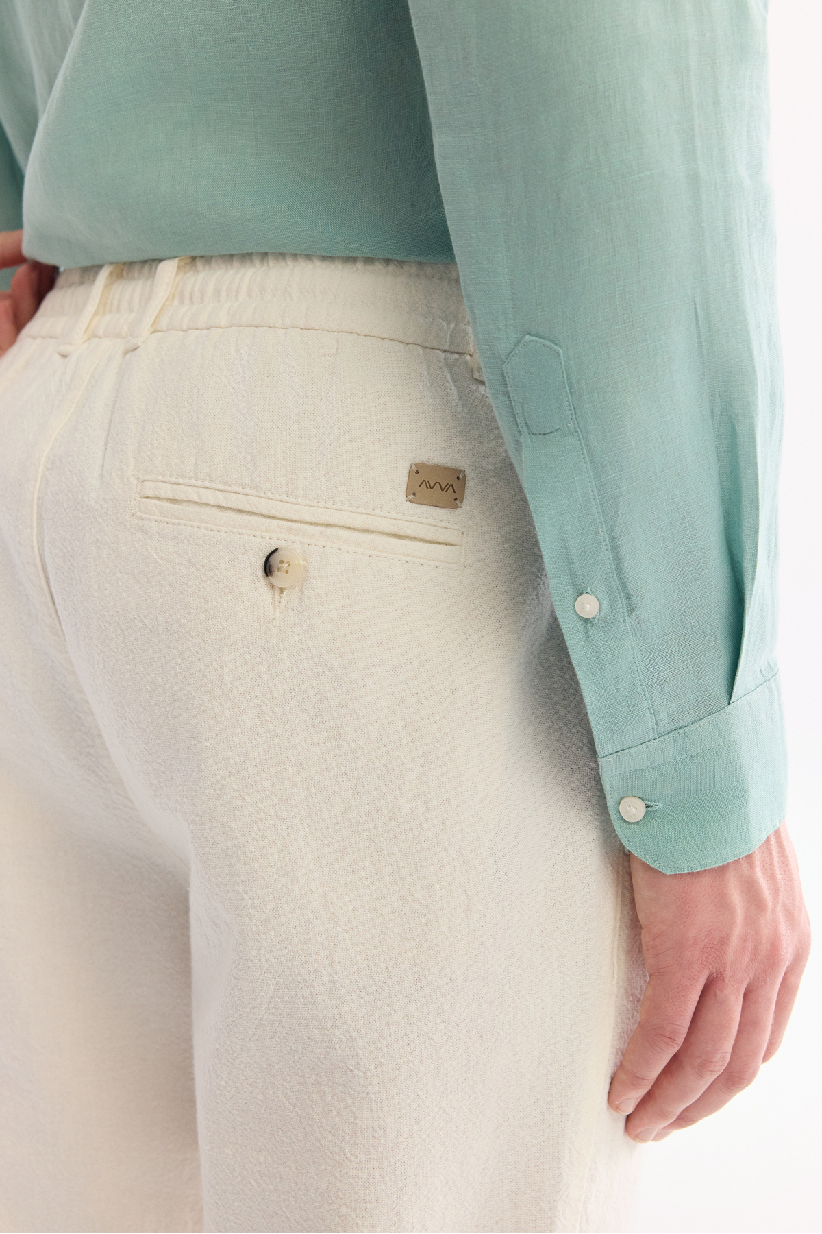 Avva Erkek Kırık Beyaz Beli Bağcıklı Keten Karışımlı Chino Relaxed Fit Pantolon B003036 görsel 3