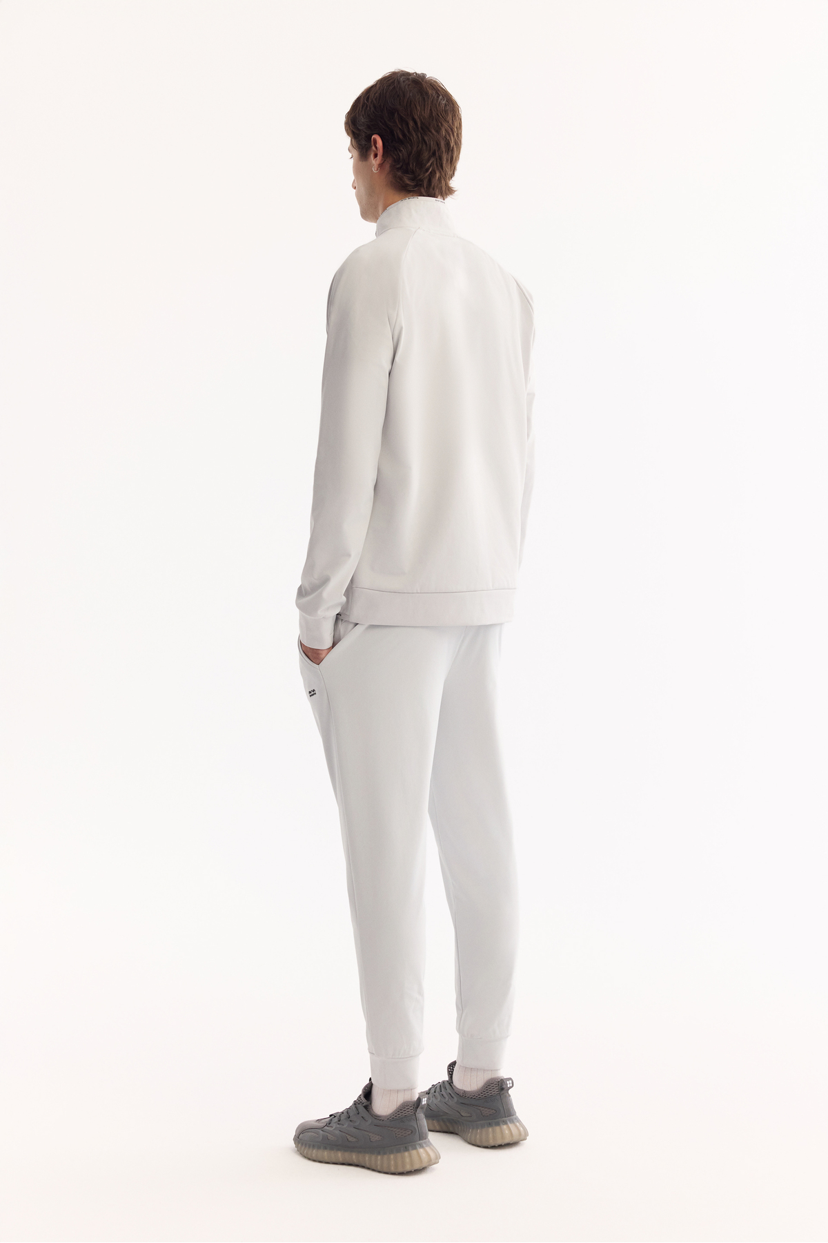 Avva Erkek Açık Gri Dik Yaka Fermuarlı İçi Şardonlu Bi-Stretch Teknik Kumaş Regular Fit Sweatshirt A52Y12 görsel 6