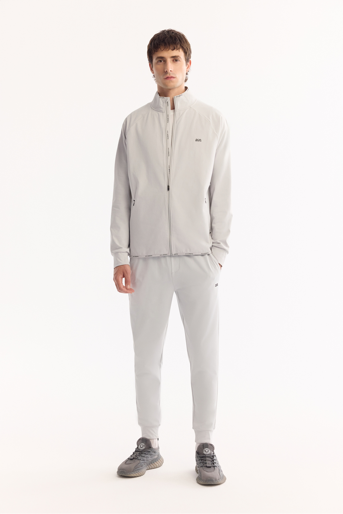 Avva Erkek Açık Gri Dik Yaka Fermuarlı İçi Şardonlu Bi-Stretch Teknik Kumaş Regular Fit Sweatshirt A52Y12 görsel 7