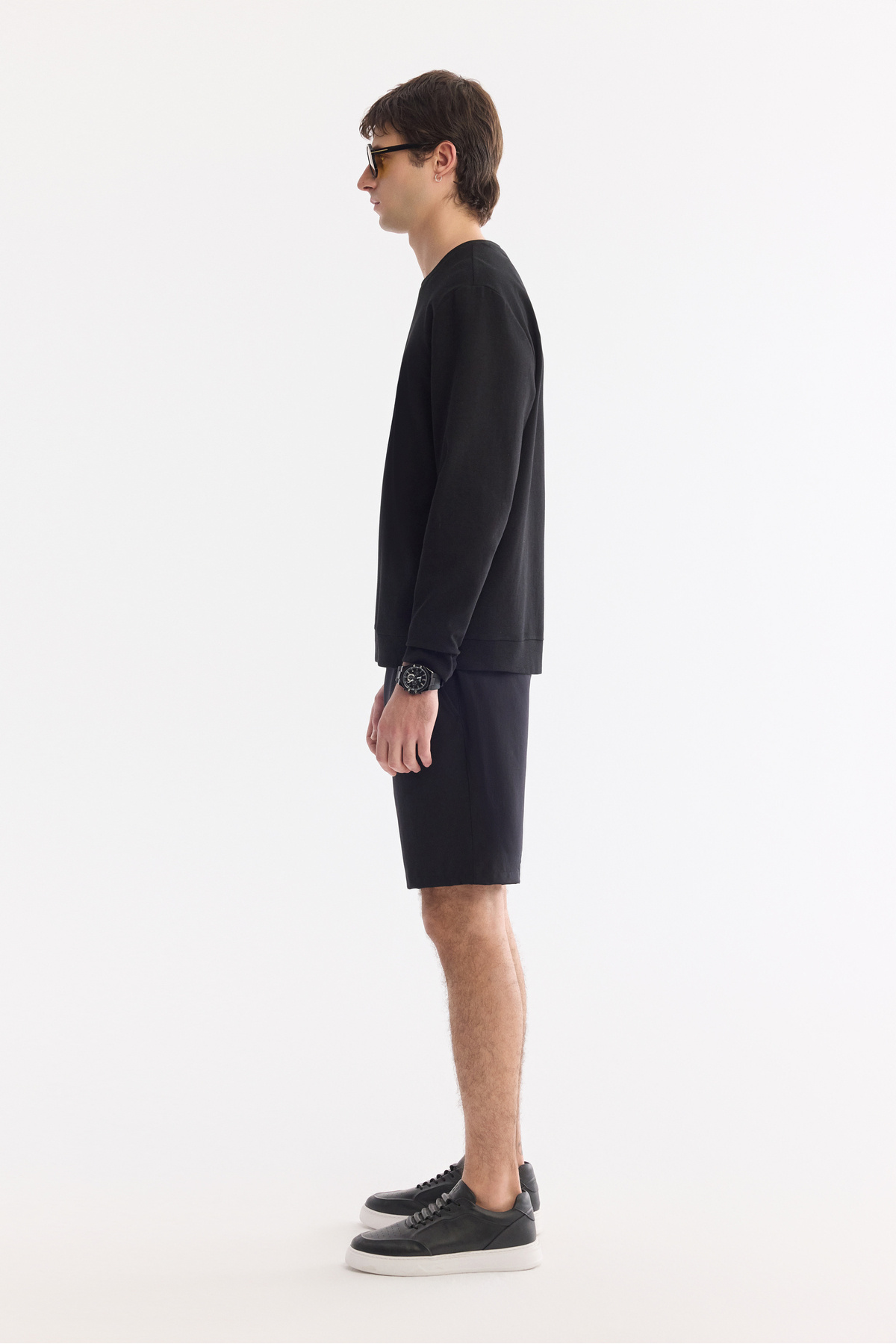 Avva Erkek Siyah Bisiklet Yaka Esnek Yumuşak Doku İnterlok Kumaş Regular Fit Sweatshirt B001100 görsel 3
