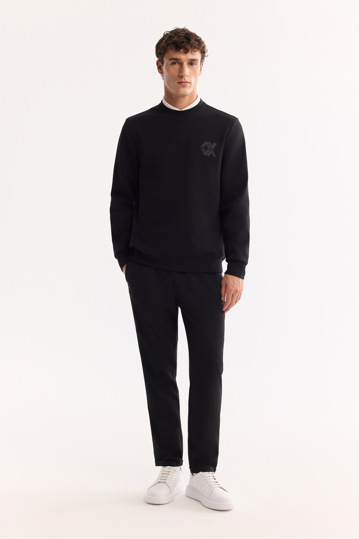 Avva Erkek Siyah Bisiklet Yaka Pamuklu Bi-Stretch Basic Regular Fit Sweatshirt A52Y1328 görsel 5