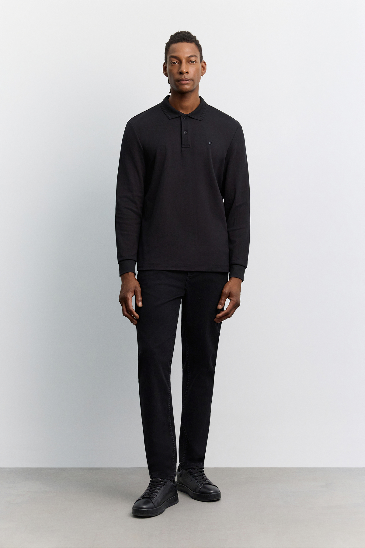 Avva Erkek Siyah Kıvrılmaz Polo Yaka Kolay Ütülenen Basic Sweatshirt B001080 görsel 6