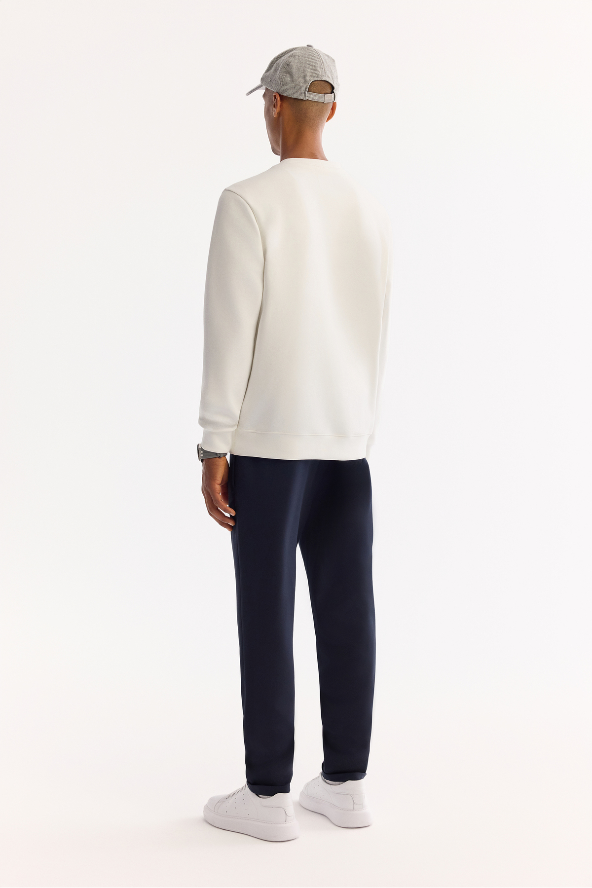 Avva Erkek Ekru Bisiklet Yaka Pamuklu Bi-Stretch Basic Regular Fit Sweatshirt A52Y1328 görsel 4