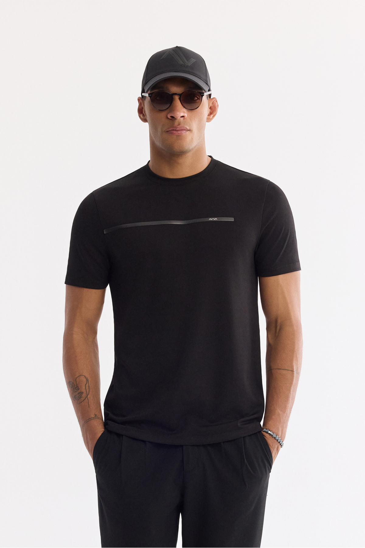 Avva Erkek Siyah Bisiklet Yaka Yüksek Filexi Baskılı İnterlok T-Shirt A61Y1147