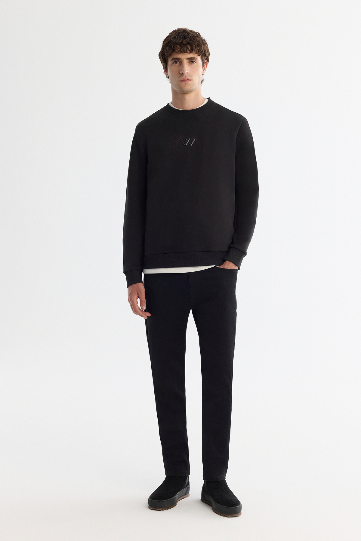 Avva Erkek Siyah Bisiklet Yaka Pamuklu Şardonlu Baskılı Regular Fit Sweatshirt B001033 görsel 5